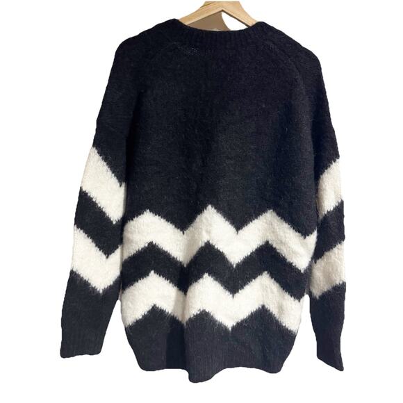 ALL SAINTS Ziggi V-Neck Sweater Women's Size Small Black/Chalk White Alpaca Bld - Picture 4 of 6